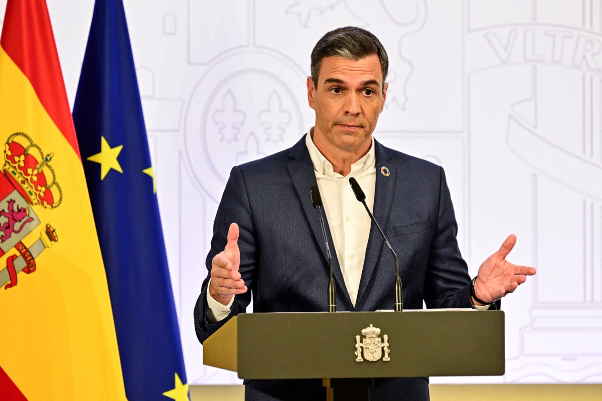 El presidente del Gobierno español tiene un plan para ahorrar energía: no te pongas corbata |  Mundo