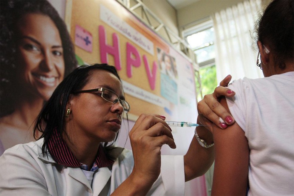 O melhor método de prevenção ao HPV é a vacina — Foto: Rodrigo Nunes/Ministério da Saúde