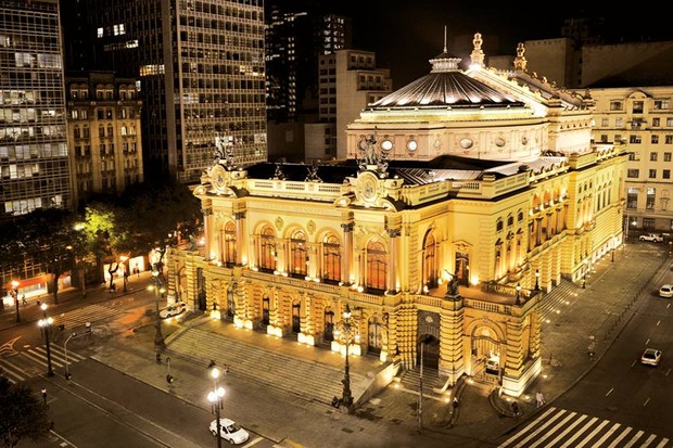 8 teatros incríveis para conhecer no Brasil (Foto: Reprodução/Facebook Theatro Municipal de São Paulo)