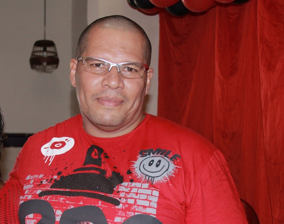 Raimundo, que era autônomo e trabalhava como amolador no bairro do Garcia, morreu na segunda-feira (11).  — Foto: Arquivo Pessoal 