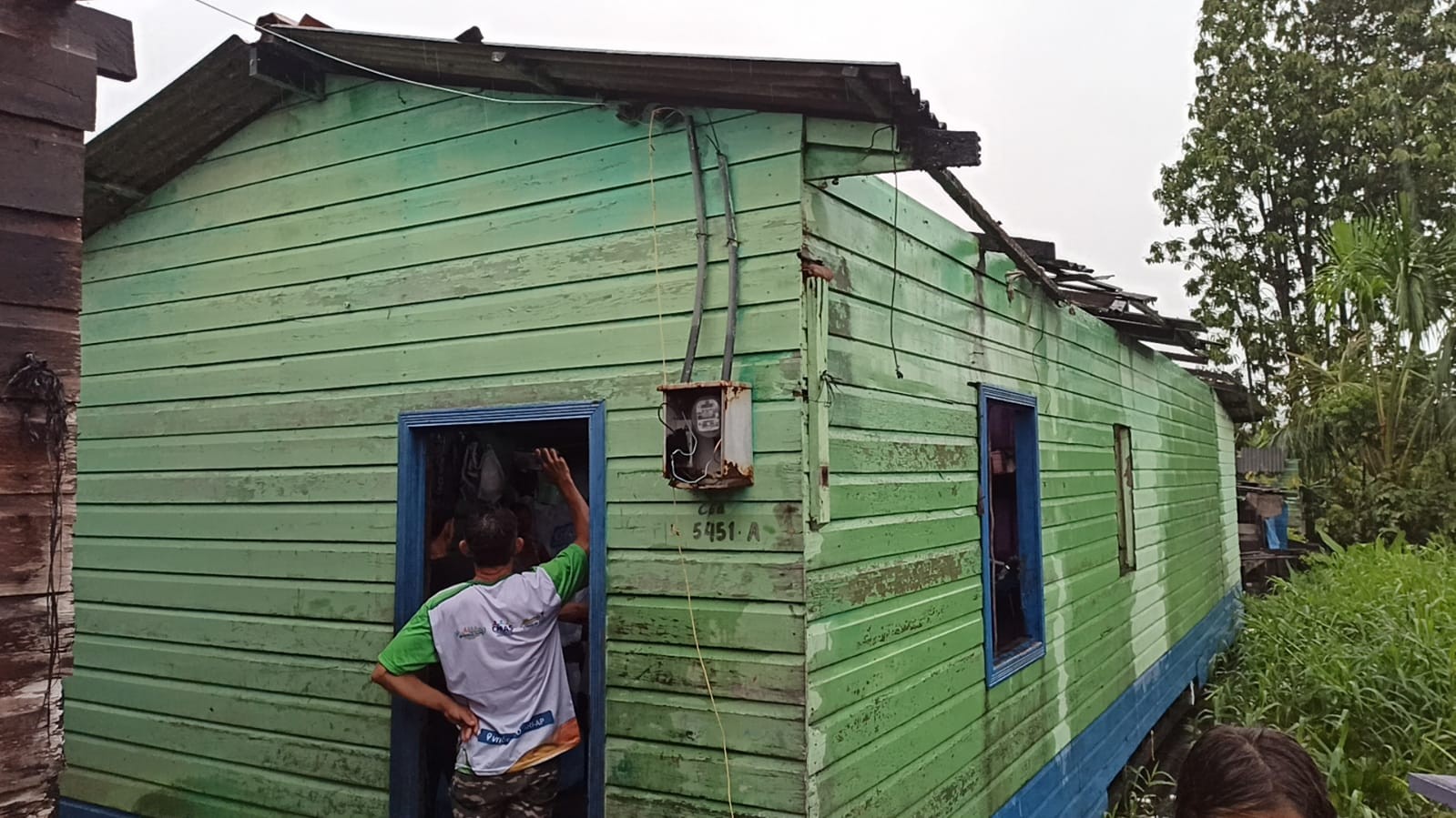 Mais de 50 casas ficam destelhadas após forte vendaval em Vitória do Jari, no Amapá