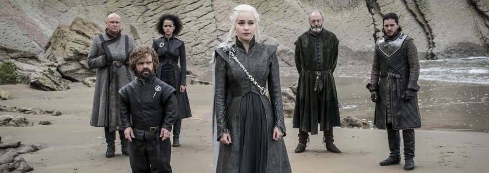 Conleth Hill, Peter Dinklage, Nathalie Emmanuel, Emilia Clarke, Liam Cunningham e Kit Harington em cena do quarto episódio da sétima temporada de 'Game of thrones' (Foto: Divulgação/HBO)