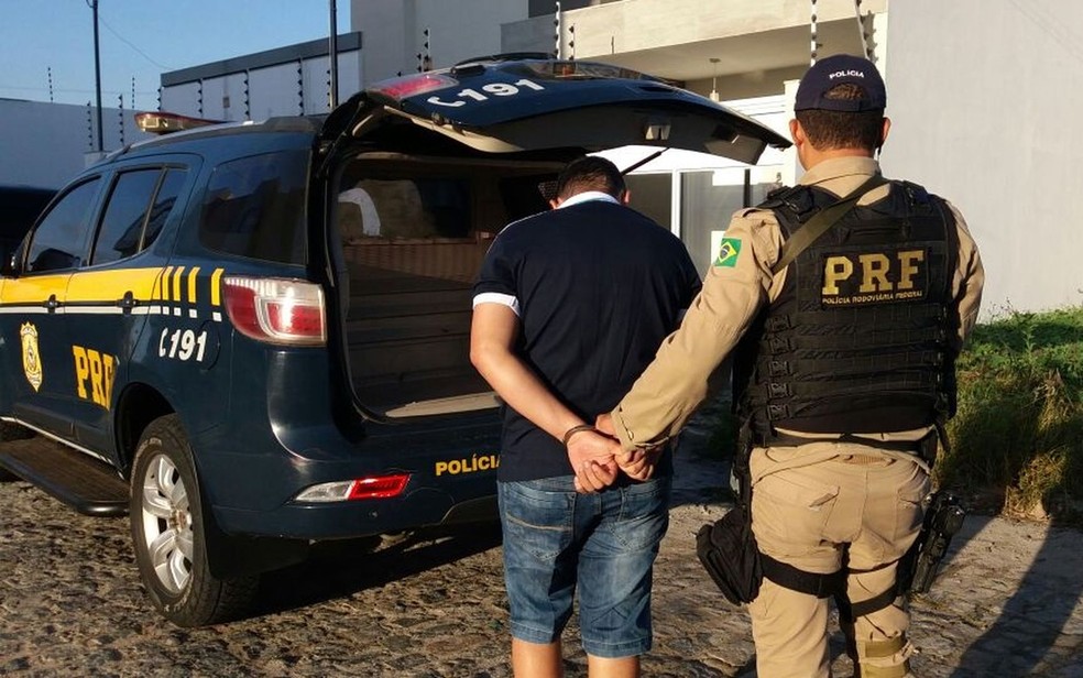 Sete pessoas são presas em operação da PF e PRF em Itabaiana (Foto: PRF/SE)