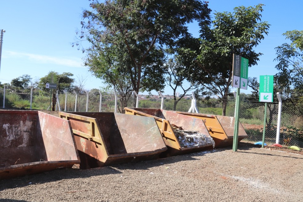 Materiais podem ser descartados em oito unidades de Ecopontos em Bauru  — Foto: Prefeitura de Bauru/Divulgação 
