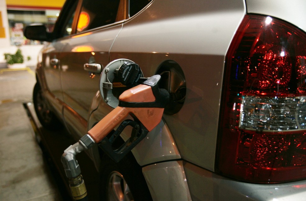 O excesso de peso é um dos fatores que mais aumentam o gasto com gasolina, portanto a dica é não andar com o tanque sempre cheio — Foto: Arquivo SVM