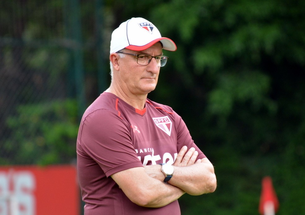 Dorival Júnior iniciará trabalho na pré-temporada do São Paulo nesta quarta-feira (Foto: Erico Leonan / site oficial do SPFC)