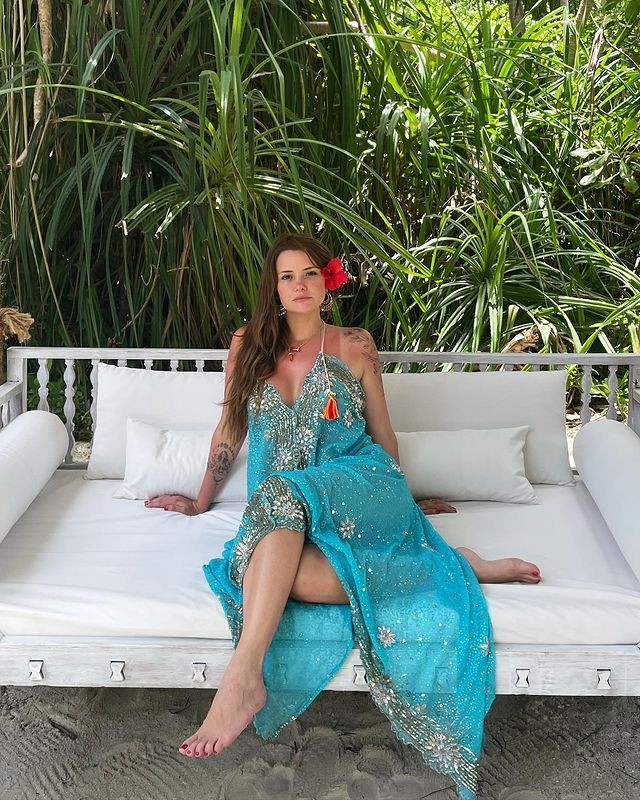 Marcela McGowan abre o álbum de férias nas Maldivas com namorada (Foto: Reprodução/ Instagram)