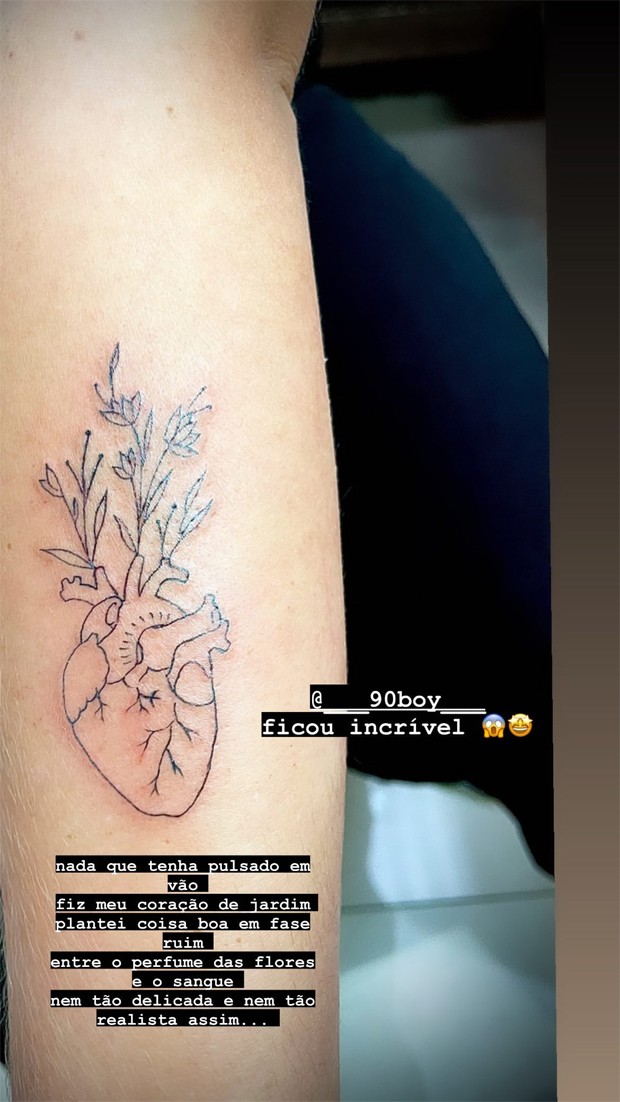 Marília Mendonça mostra nova tatuagem (Foto: Reprodução / Instagram)