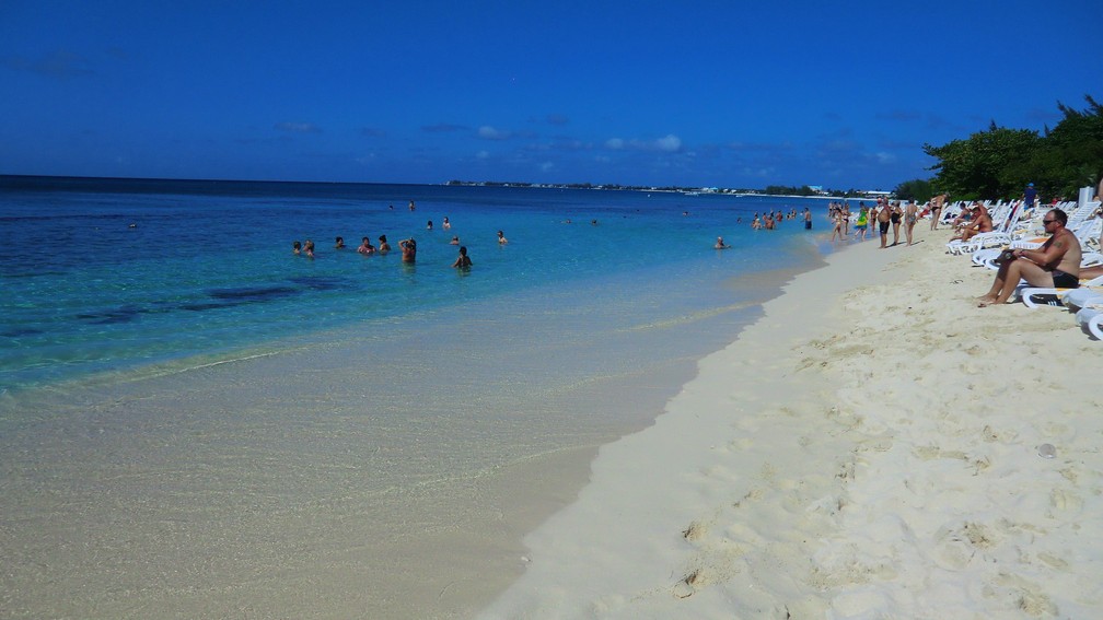 Seven Mile Beach, nas Ilhas Cayman — Foto: Reinhard Link/Flickr/Creative Commons