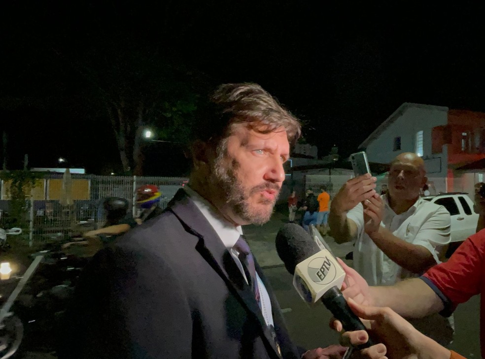 Delegado Gilberto de Aquino, de São Carlos, responsável pelo caso — Foto: Ana Marin/g1