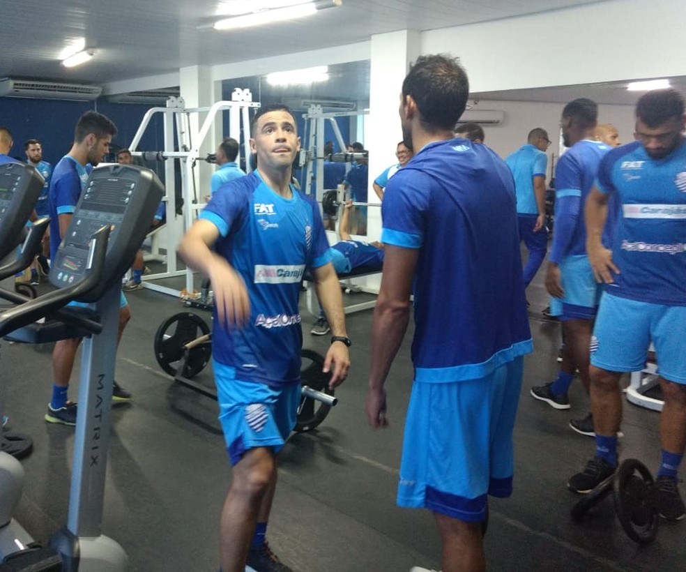 Julián Benítez deixa o CSA sem atuado pelo clube azulino — Foto: Warner Oliveira/Rádio Gazeta