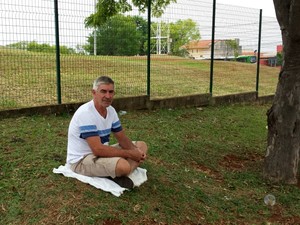Afonso decidiu esperar término da prova no campus da PUC, em Campinas (Foto: Fernando Pacífico / G1 Campinas)