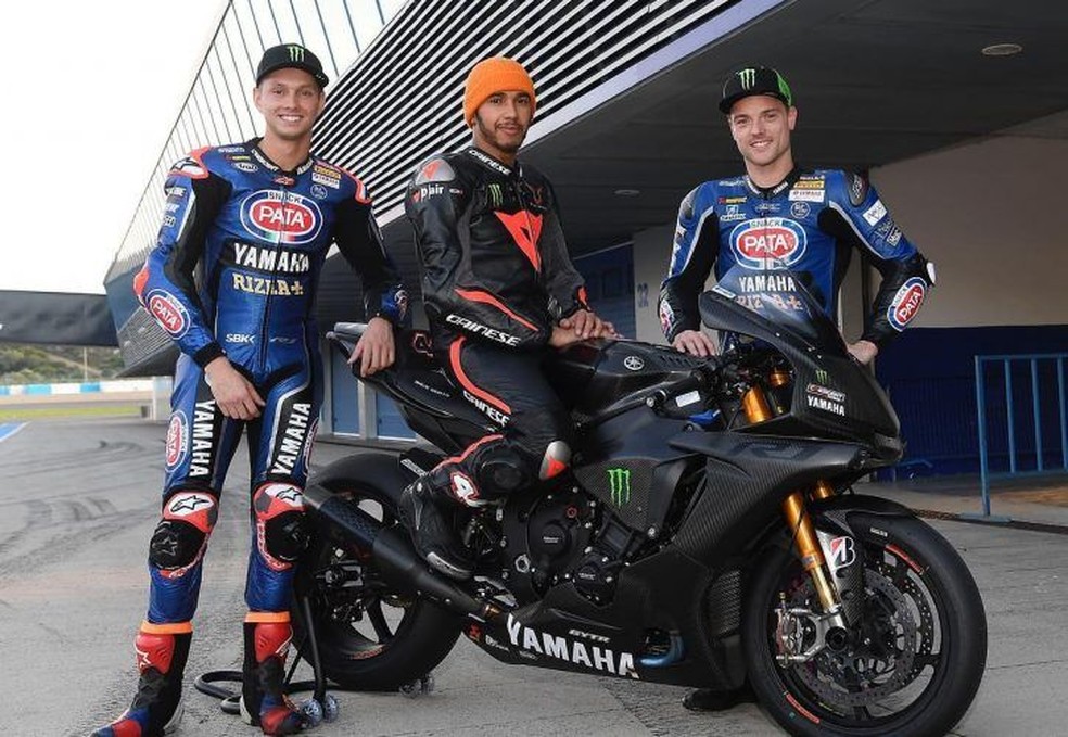 Desafio Motogp Versus Formula 1 Confirmadas Data E Local Para Valentino Rossi E Lewis Hamilton Se Enfrentarem Com Troca De Veiculos Mundo Moto Ge