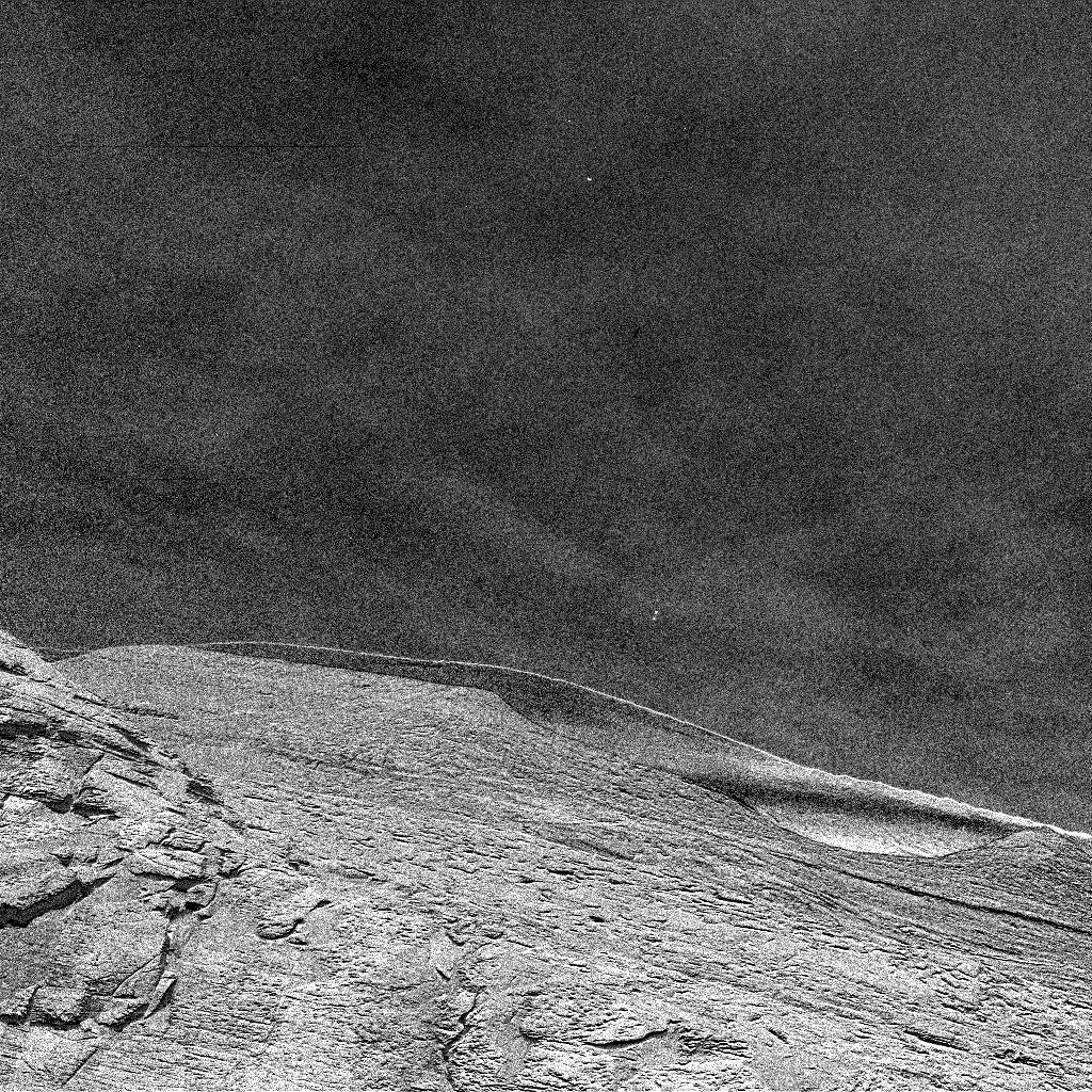 Nuvens no céu marciano vistas pela sonda Curiosity da Nasa  (Foto: Nasa)