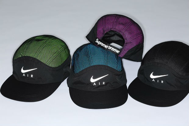 Os bonés da nova coleção Nike x Supreme (Foto: Divulgação)