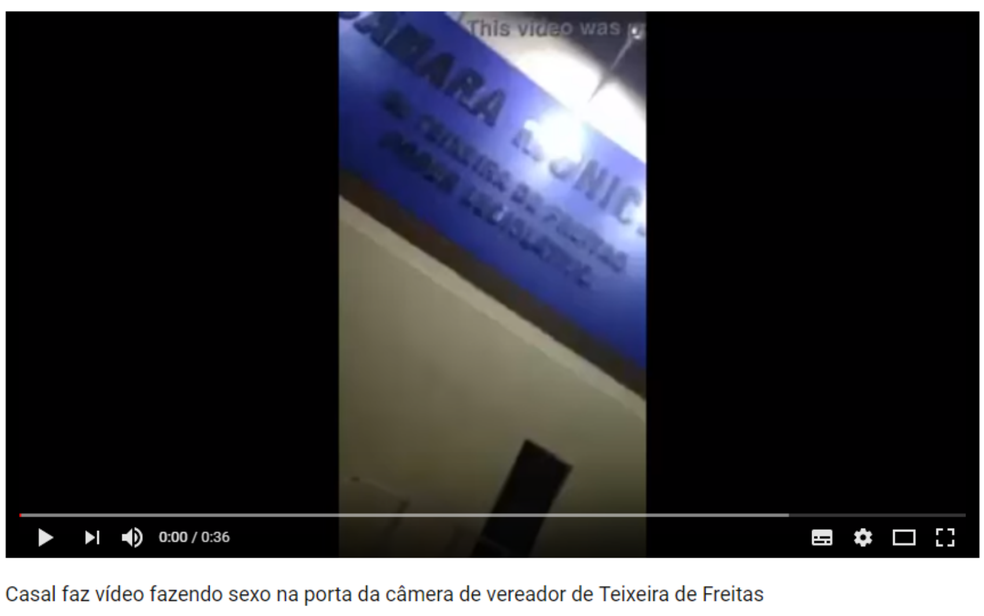 Casal gravou vídeo de sexo em frente à câmara de vereadores no sul da Bahia (Foto: Reprodução/ Redes Sociais)