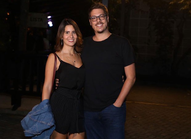 O casal Nataly Mega e Fábio Porchat (Foto: Roberto Filho/Brazil News)