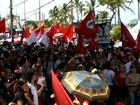 Movimentos sociais e sindicatos fazem protesto no centro de Maceió