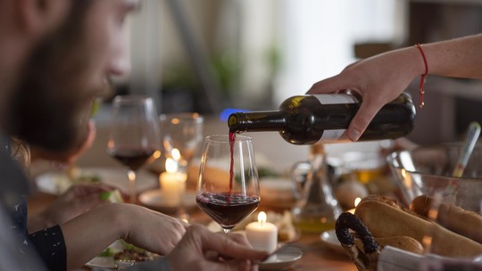 Como degustar vinho? Colunista ensina passo a passo para iniciantes