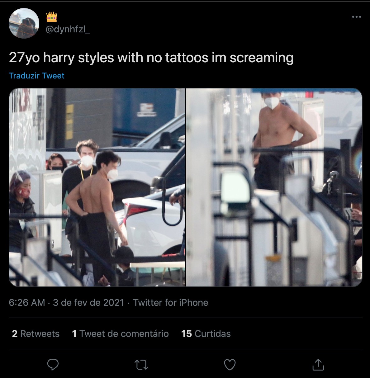 Harry Styles surpreende ao ser flagrado sem suas 60 tatuagens (Foto: Reprodução)