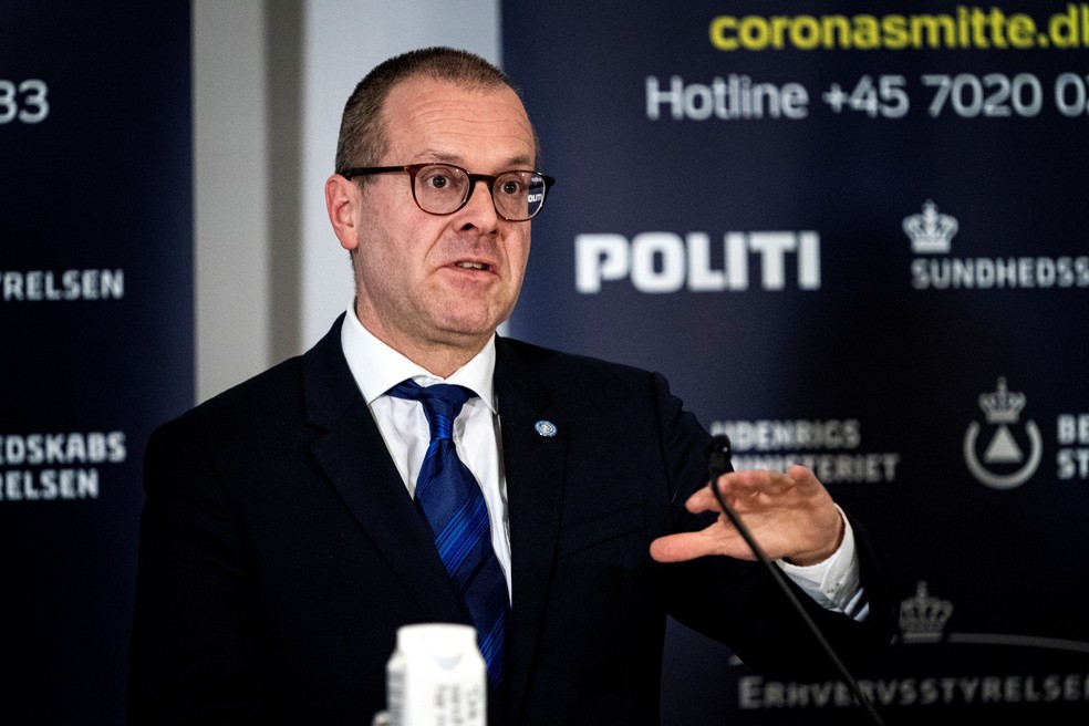 Nesta foto tirada em março de 2020, o diretor regional da OMS para a Europa Hans Kluge fala durante conferência da OMS sobre a pandemia. — Foto: Ida Gulbaek Arentsen/Ritzau Scanpix/AFP
