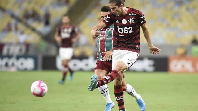 Filipe Luís voltou jogar após lesão sofrida contra o Grêmio
