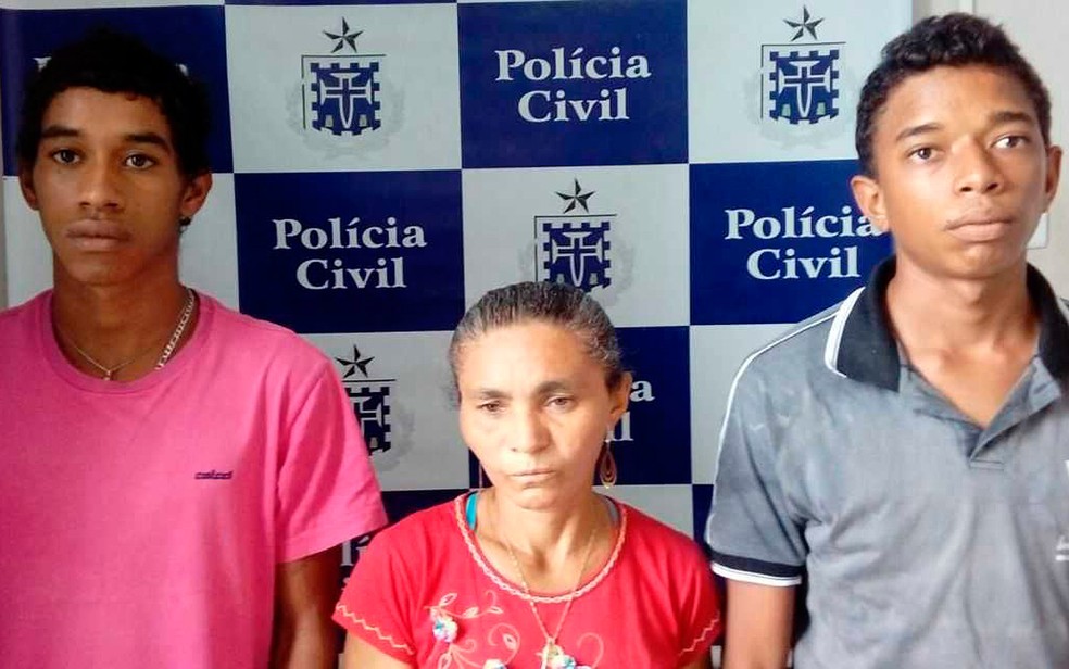 Mãe das crianças abusadas e os suspeitos de estupro foram presos nesta quarta-feira (2), após denúncias (Foto: Polícia Civil/ Divulgação)
