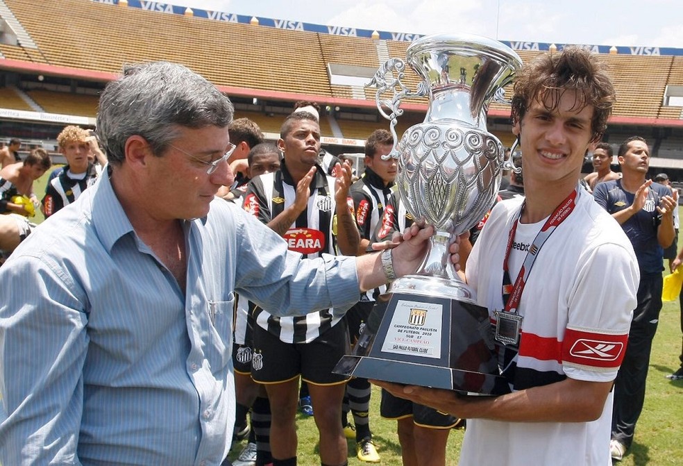 Rodrigo Caio chegou novo ao São Paulo e conquistou a Copa São Paulo em 2010 — Foto: saopaulofc.net