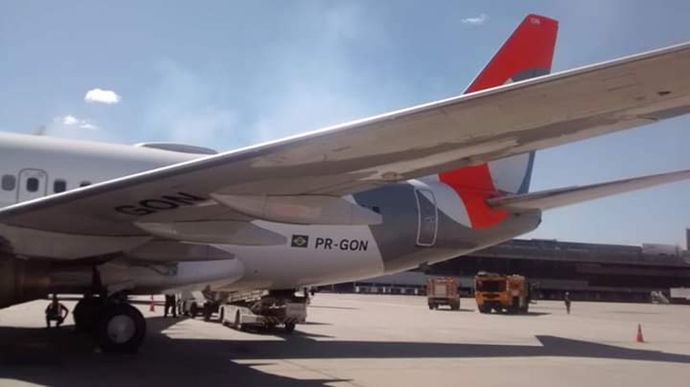 Aviao Colide Com Passaro Ao Decolar No Aeroporto De Guarulhos E Turbina Pega Fogo Sao Paulo G1