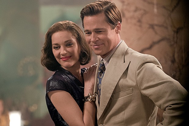 Brad Pitt plays Max Vatan and Marion Cotillard plays Marianne Beausejour in Allied from Paramount Pictures. (Foto: Daniel Smith)