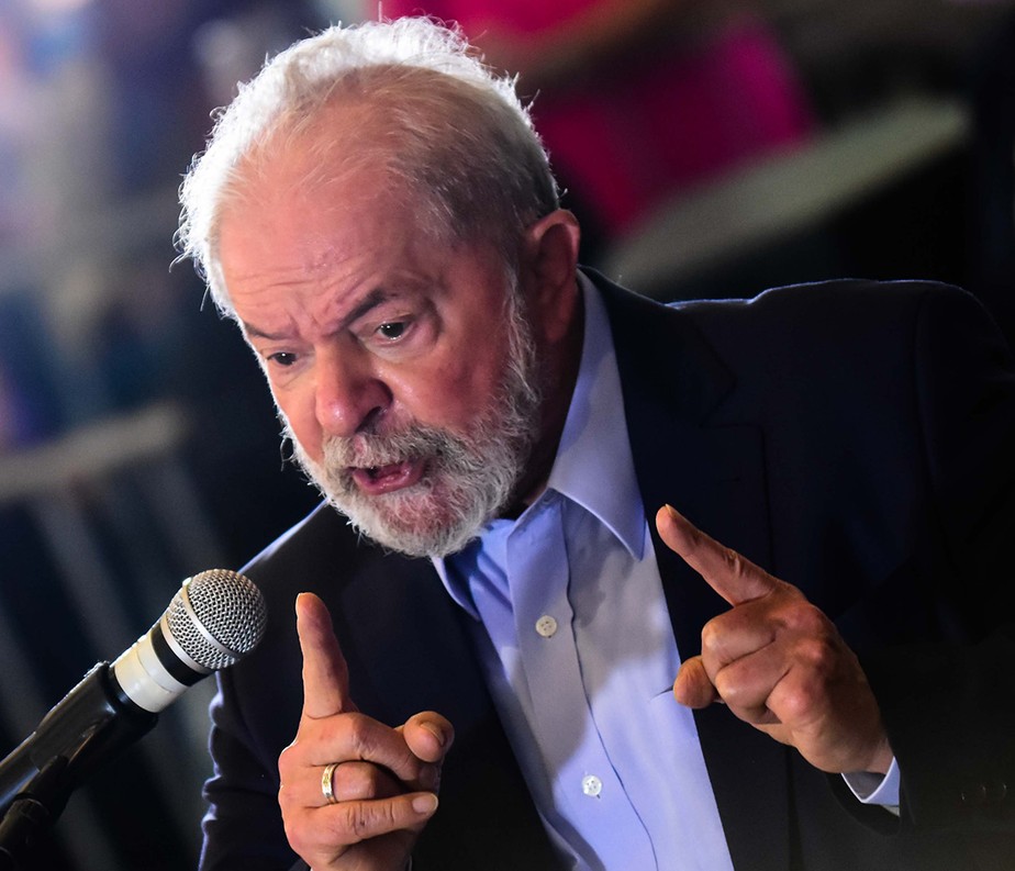 Lula defende ampliar direito a aborto e critica classe média