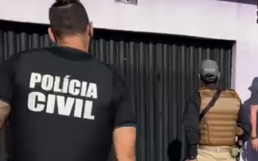 Polícia apreende adolescente em casa em Luziânia Goiás; suspeito de tentar matar motorista — Foto: Reprodução/Polícia Civil