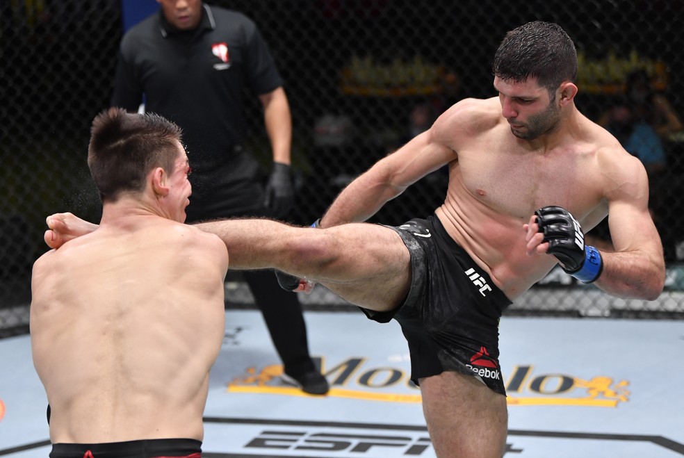Thiago Moisés Alexander Hernandez UFC Rozenstruik x Gané — Foto: Getty Images