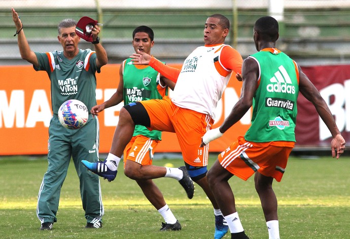 Ricardo Drubscky e Walter treino Fluminense (Foto: Nelson Perez / Fluminense) Ricardo Drubscky e Walter treino Fluminense (Foto: Nelson Perez / Fluminense)