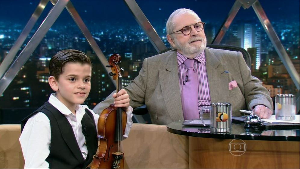 Conheﾃｧa o brasileiro de 17 anos que ganhou o Prﾃｪmio Internacional de Violino Fritz Kreisler na ﾃ「stria