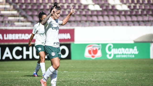 Palmeiras vence Ferroviária e lidera Brasileirão Feminino