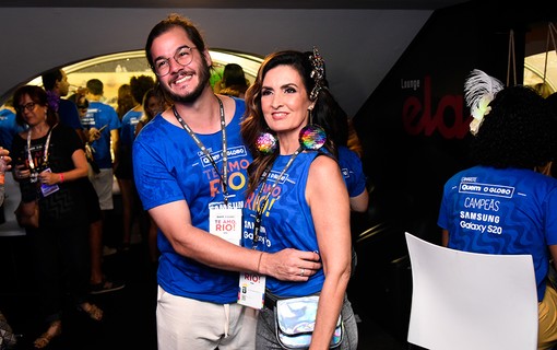 Fátima Bernardes e namorado, Túlio Gadêlha, posam juntinhos no Camarote Quem O Globo