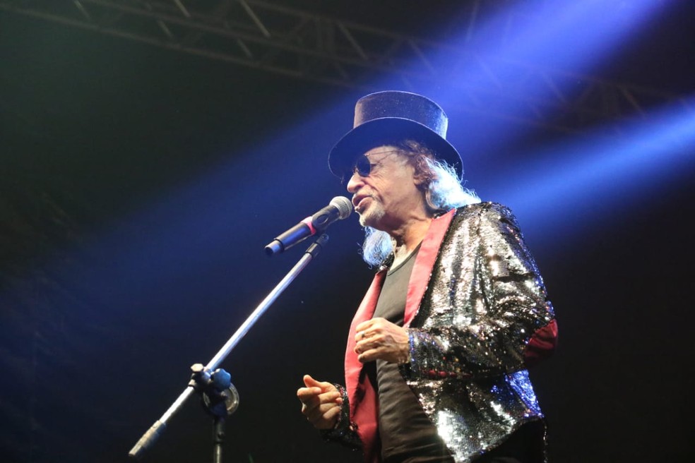 Alceu Valença anima a abertura do carnaval de Olinda — Foto: Aldo Carneiro/Pernambuco Press