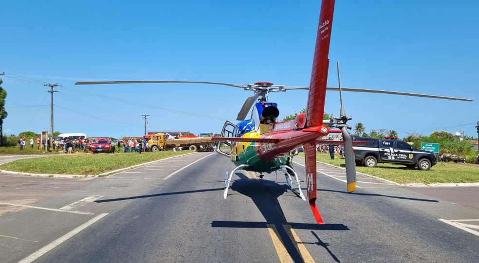 Equipes participam do socorro ao delegado Rafael Brito  — Foto: SSP/SE