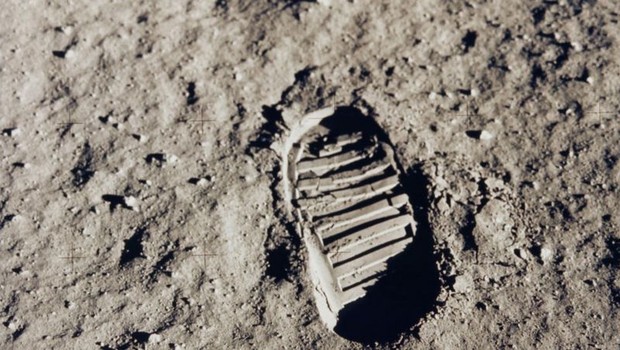 Na Lua, os corpos podem mostrar sinais de alterações induzidas pelo calor ou pelo congelamento (Foto: Getty Images via BBC)