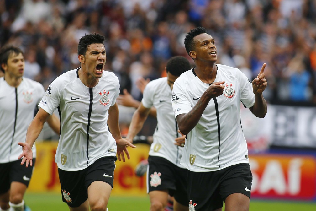 Corinthians não perde para o São Paulo em mata-mata há 22 anos; 