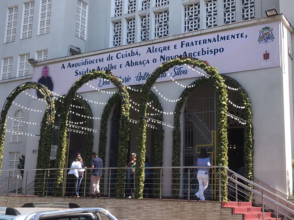 Arquidiocese de Cuiabá recebeu o novo arcebispo neste fim de semana — Foto: Bárbara Fava/TVCA