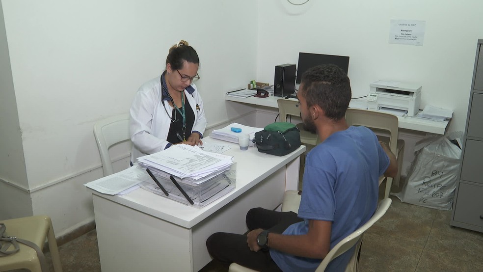 Pacientes com suspeita da doenÃ§a de Chagas foram avaliados por mÃ©dicos no Recife â Foto: ReproduÃ§Ã£o/TV Globo