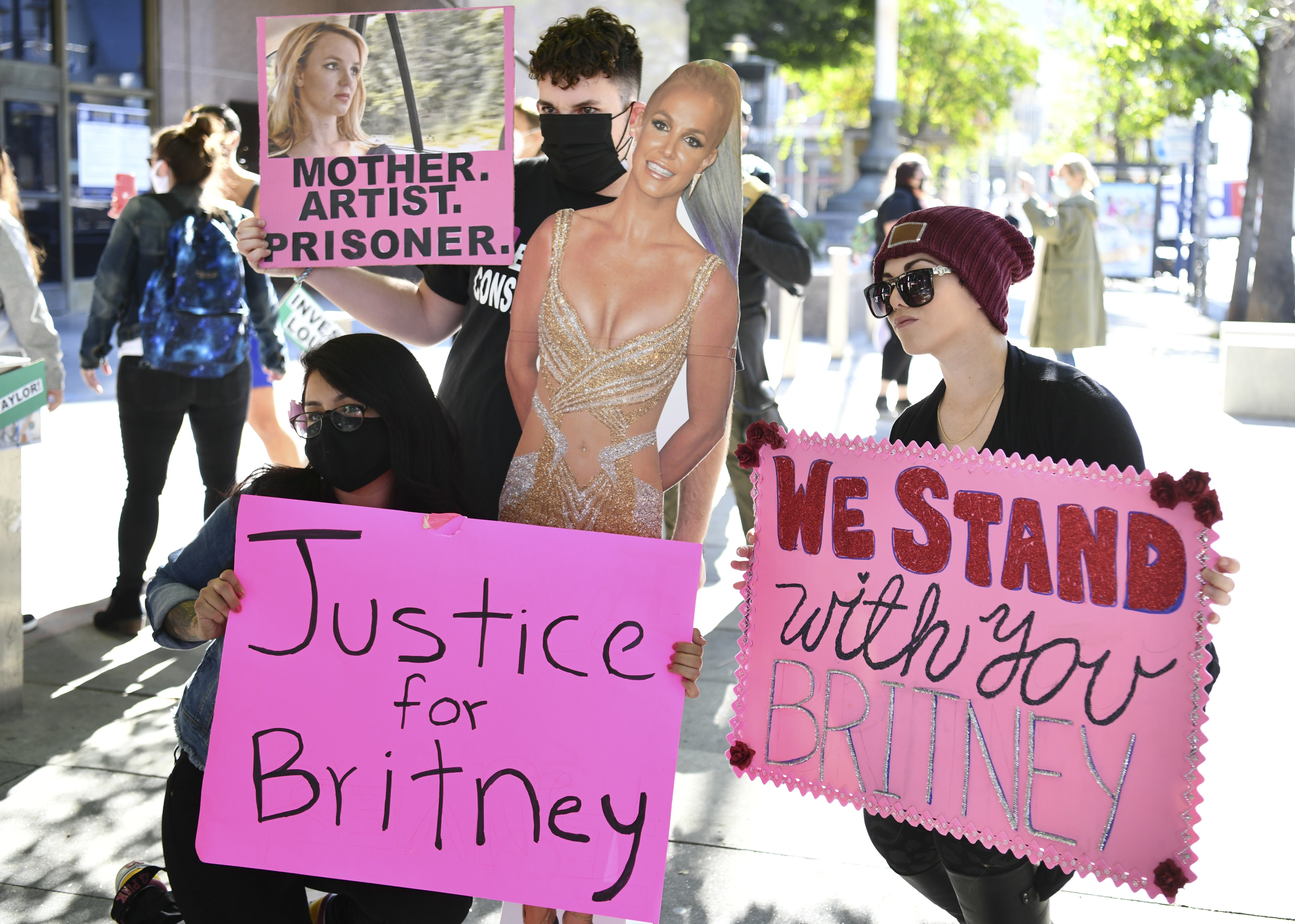 Manifestantes do movimento #FreeBritney protestam em Los Angeles em novembro de 2020 (Foto: Getty Images)