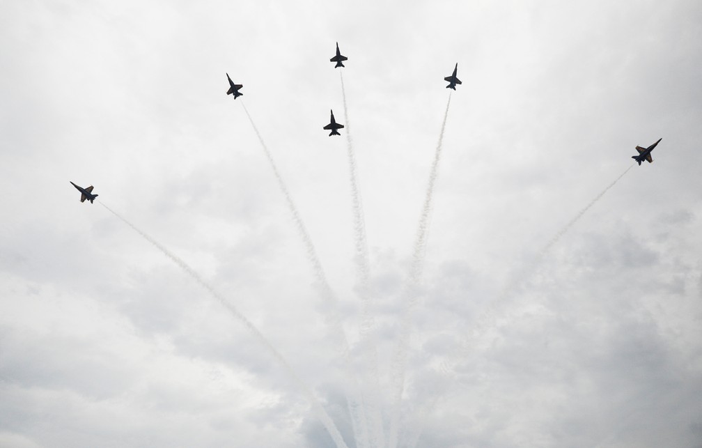 Blue Angels da Marinha norte-americana fazem apresentaÃ§Ã£o durante festividades do 4 de Julho em Washington â?? Foto: Tom Brenner/Reuters