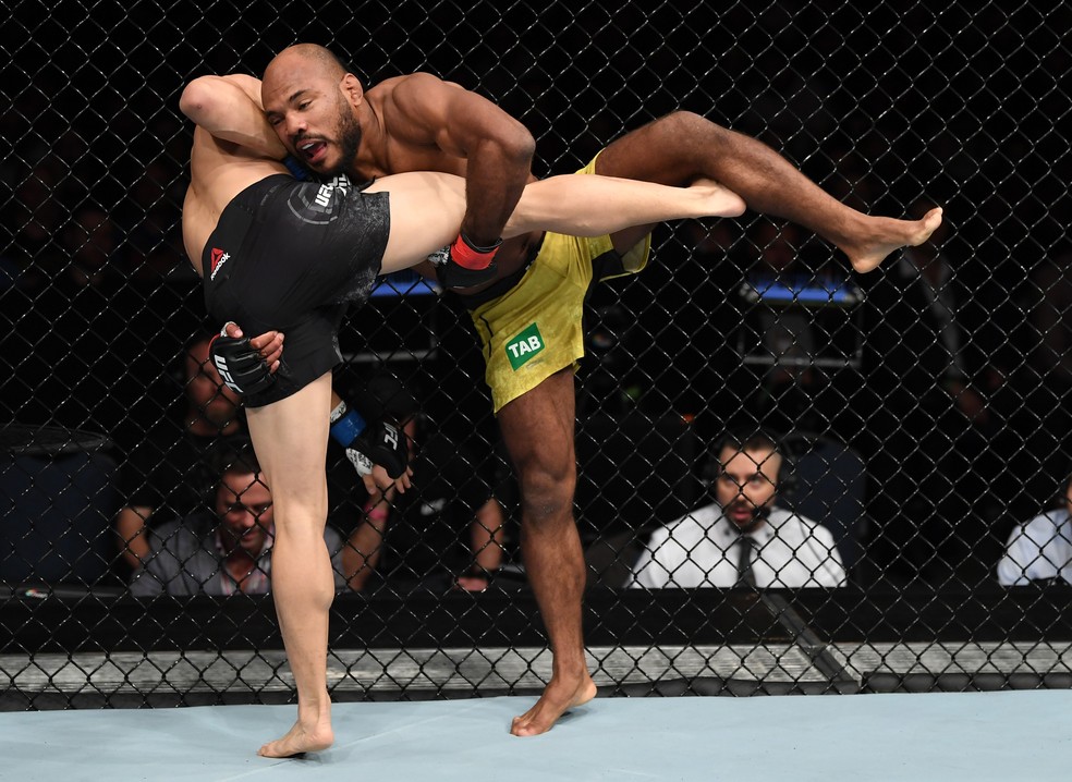 Wilson Reis venceu Ben Nguyen por decisão unânime dos juízes no UFC Adelaide — Foto: Getty Images