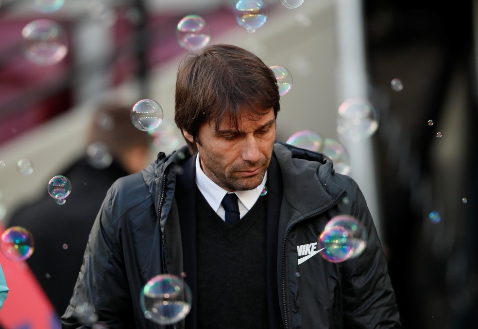 Antonio Conte seria o escolhido para substituir Lopetegui no comando do Real â Foto: REUTERS/David Klein