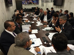 Clubes deixam reunião sobre MP sem a certeza de que relator vai atender pedidos