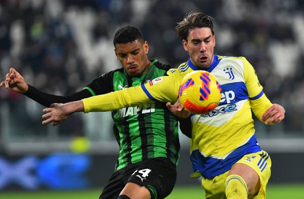 São Paulo fecha empréstimo de zagueiro Ruan, do Sassuolo, reforçando defesa.