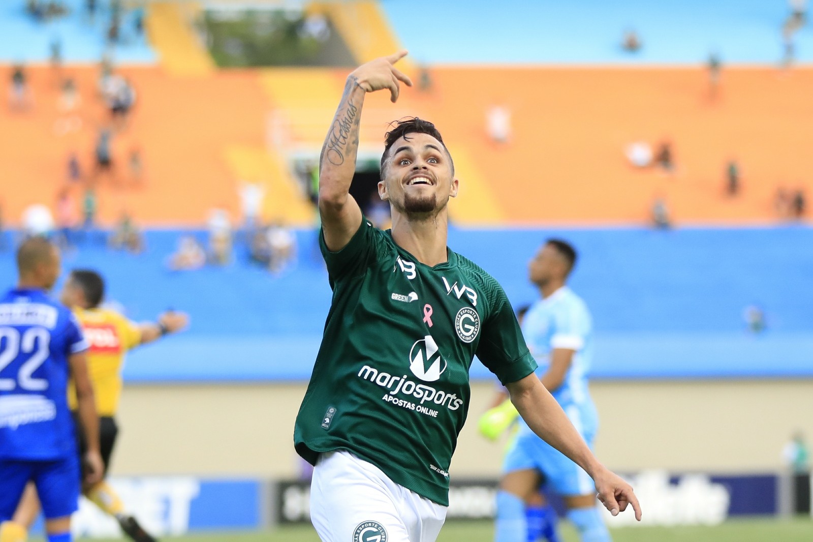 Goiás e Flamengo se acertam e estipulam deadline para negociação de Michael